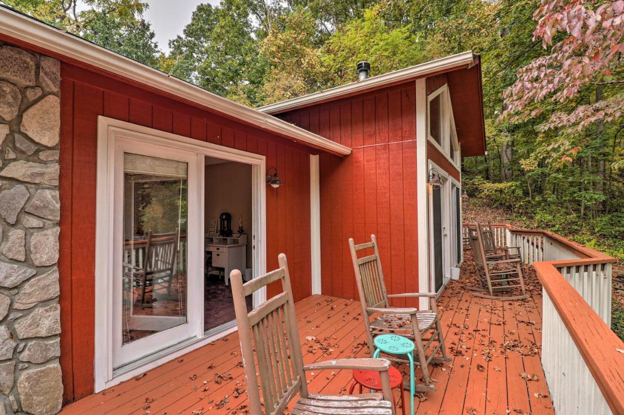 Rustic Red Cabin With Deck In Maggie Valley Club! Villa Exterior foto